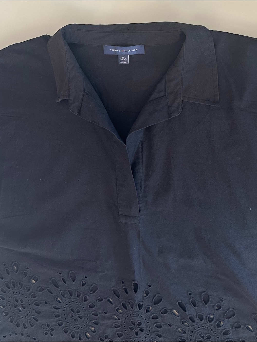 Tommy Hilfiger | Black Cotton Embroidered Blouse / Top | Size XL - Picture 7 of 16